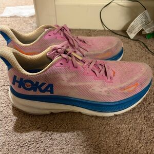 Hoka Clifton 9
